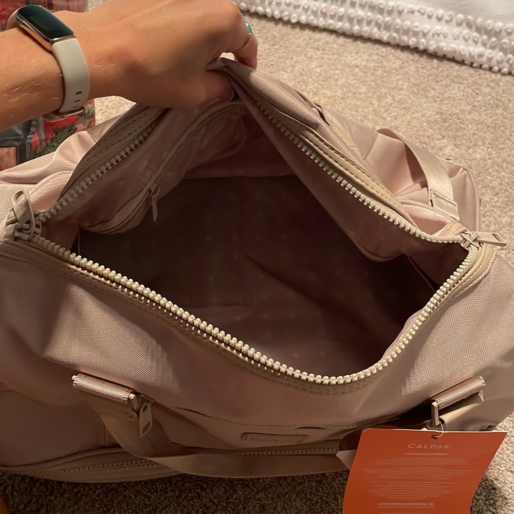 Calpak Stevyn single zip duffle